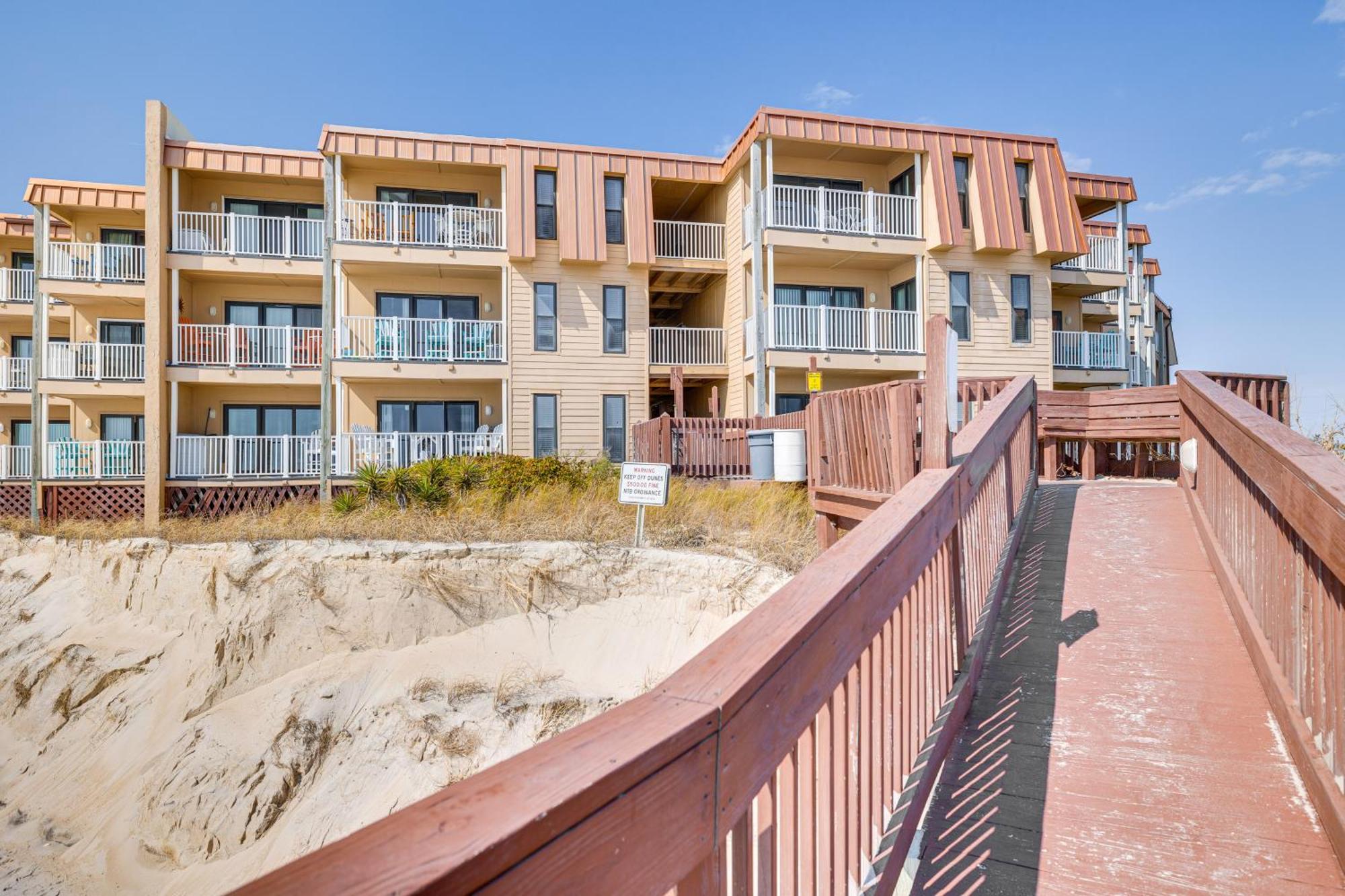 Steps To The Beach Oceanfront Condo With Lanai! North Topsail Beach Kültér fotó