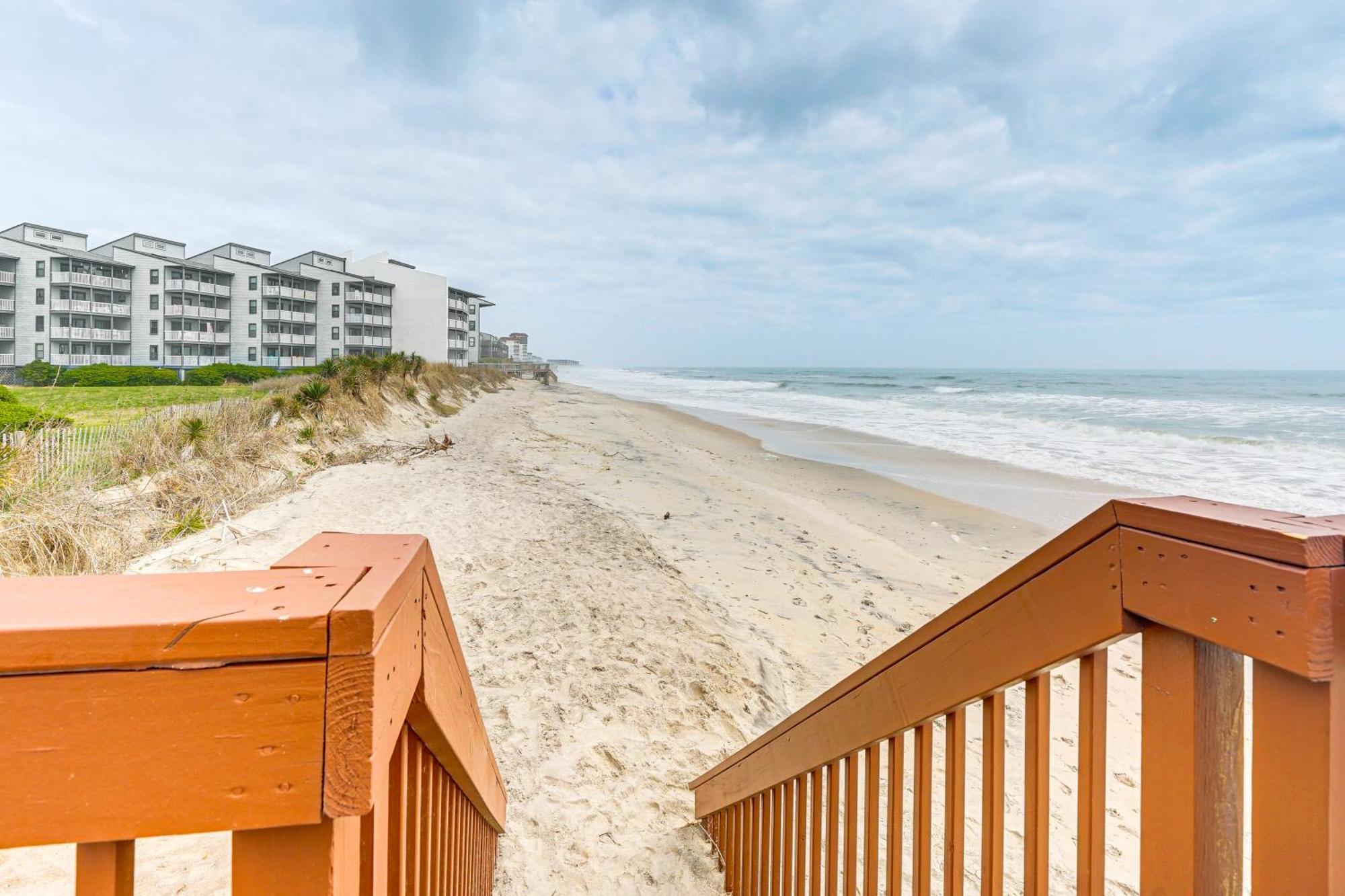 Steps To The Beach Oceanfront Condo With Lanai! North Topsail Beach Kültér fotó